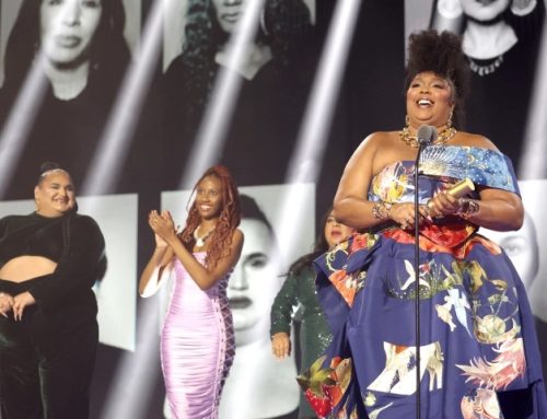 Lizzo Delivers Epic ‘People’s Champion’ Speech at 2022 People’s Choice Awards